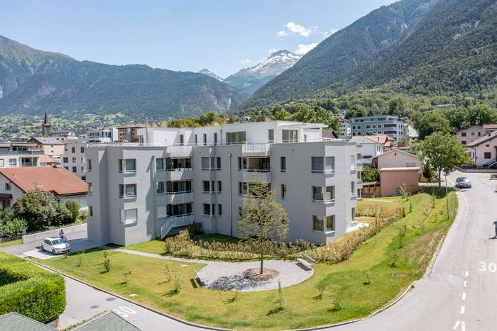 Mehrfamilienhaus Glis