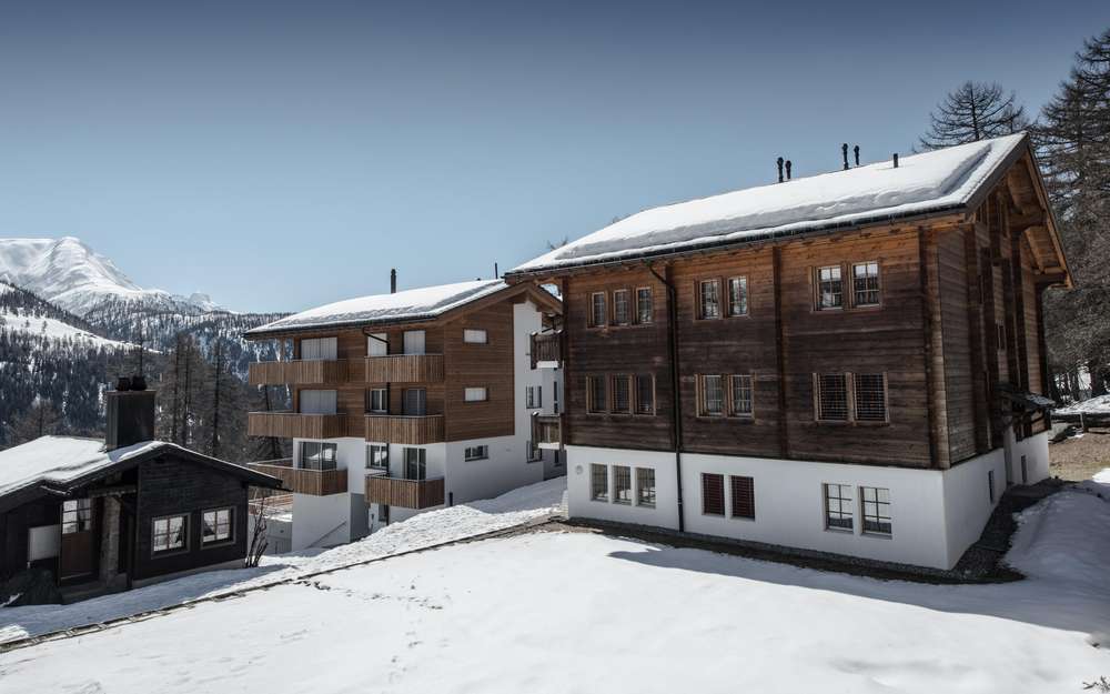 Ferienhaus Vieux Valais B 3½-Zimmerwohnung 1.OG Ost «Hess» Ferienhaus Vieux Valais B 3½-Zimmerwohnung 1.OG Ost «Hess»